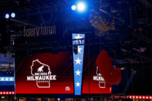 Bóng bay được chuẩn bị trước Hội nghị Quốc gia Đảng Cộng Hòa năm 2024 tại sân vận động Fiserv Forum ở Milwaukee, Wisconsin, hôm 12/07/2024. (Ảnh: Kamil Krzaczynski/AFP qua Getty Images)