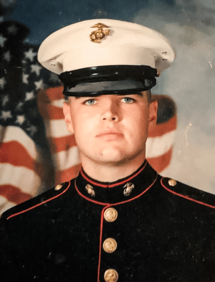 Chân dung ông J.D. Vance trong Thủy quân lục chiến Hoa Kỳ, năm 2003. (Ảnh: Tư liệu Công cộng)