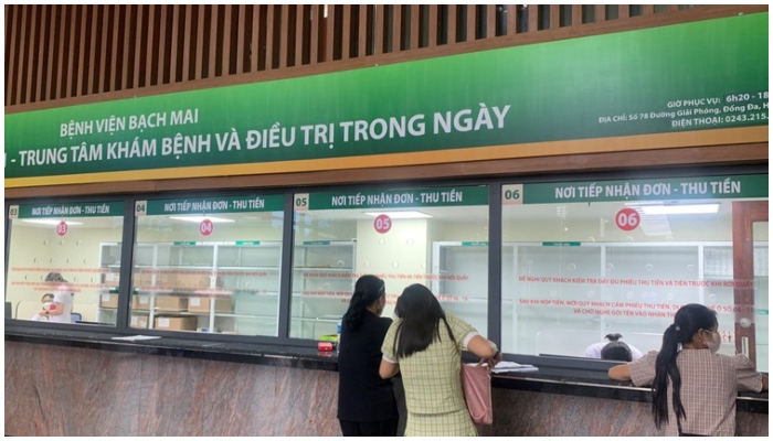 Việt Nam: Bệnh viện Bạch Mai bắt đầu khám chữa bệnh ngoài giờ