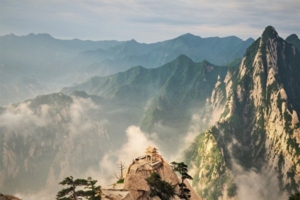 [Cổ đạo nhân sinh] Hiếu tử lao xuống vực để cứu cha, xuất hiện kỳ tích